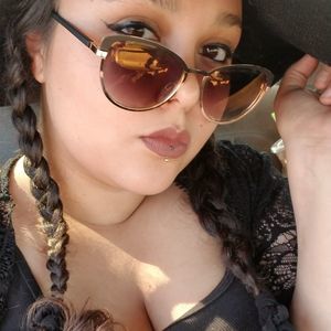 Meet your Posher, Elena